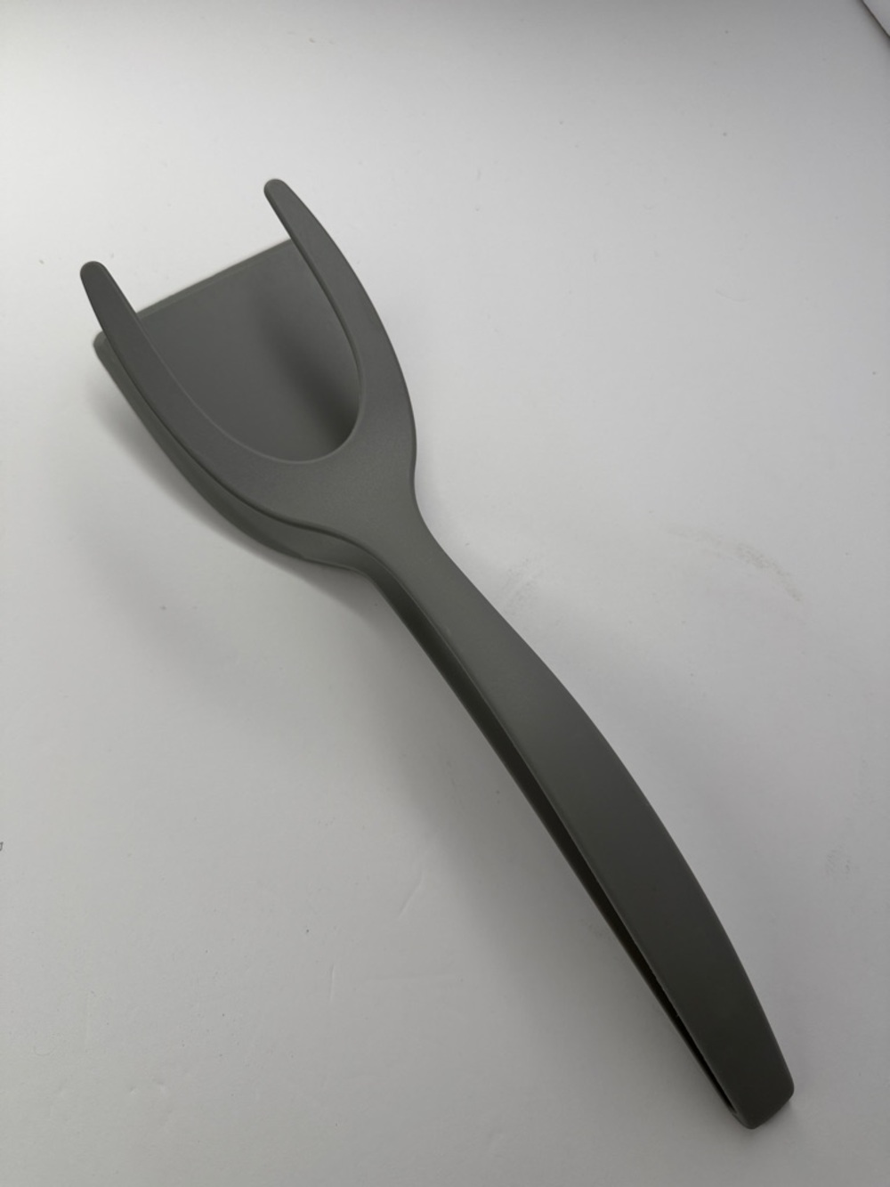 Source Unknown Gray Silicone Serving Tongs Flipper Spatula Kitchen Utensil